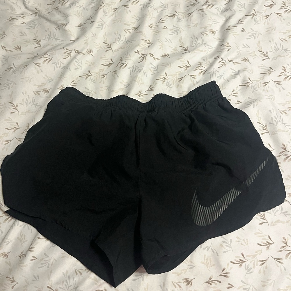 Black Nike shorts